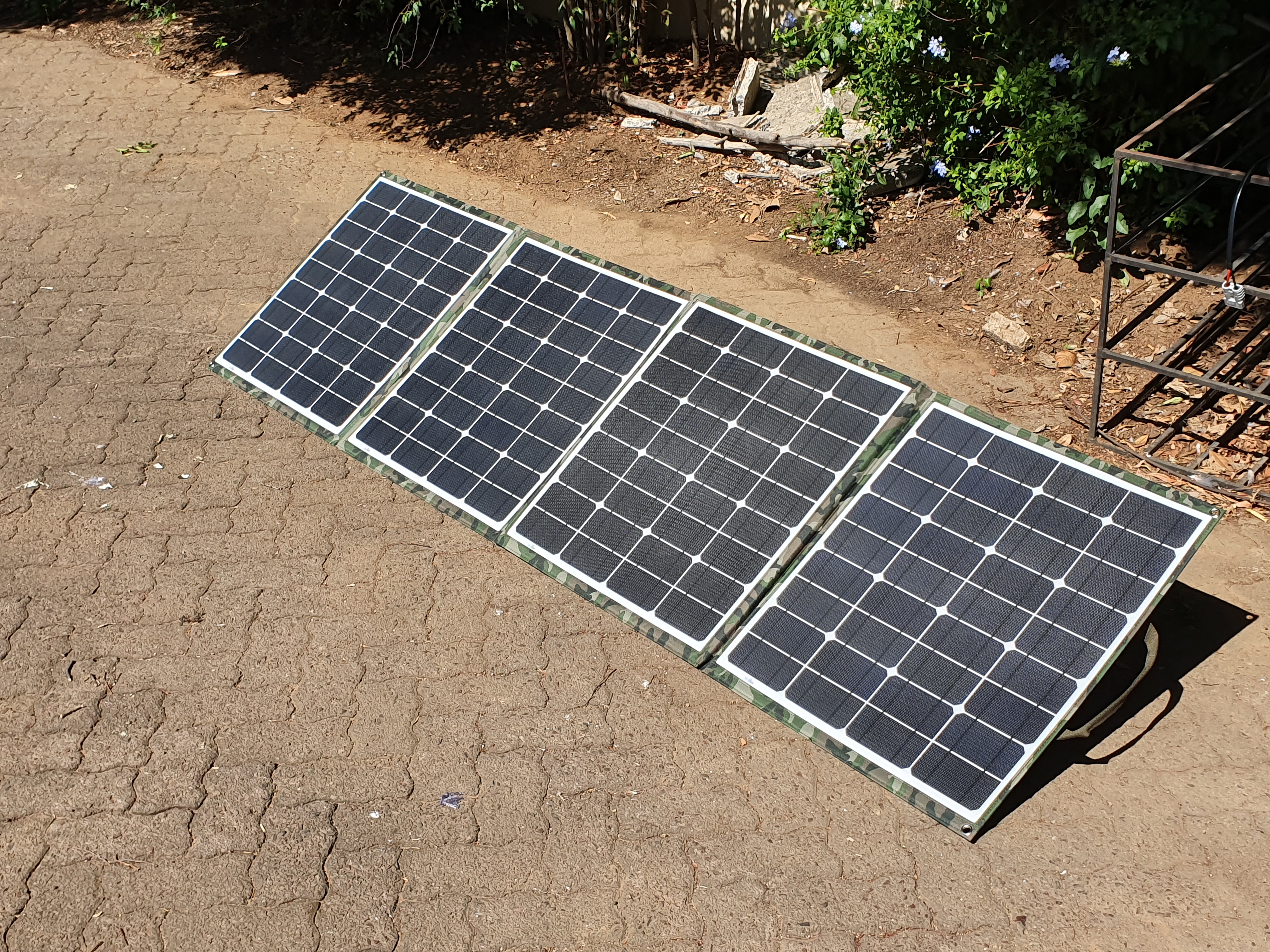 flexible-solar-camping-kit-200-watt